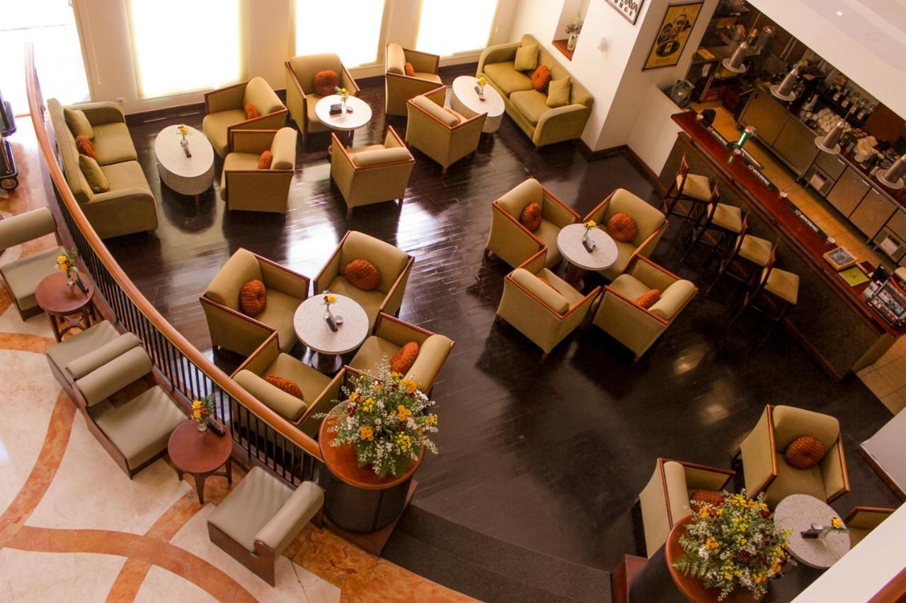 Grand Surya Hotel Kediri Kediri  Luaran gambar