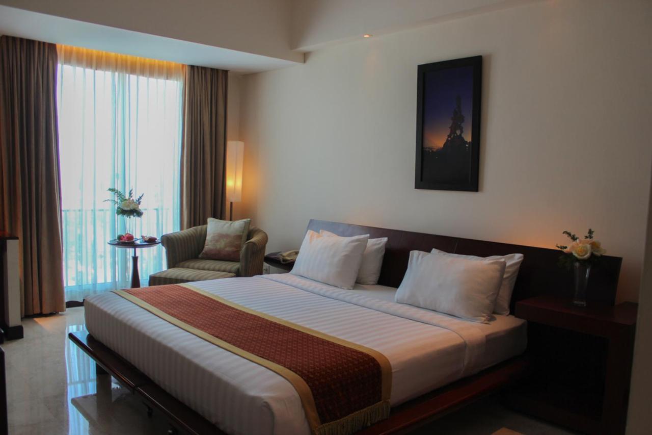Grand Surya Hotel Kediri Kediri  Luaran gambar