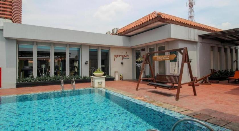 Grand Surya Hotel Kediri Kediri  Luaran gambar